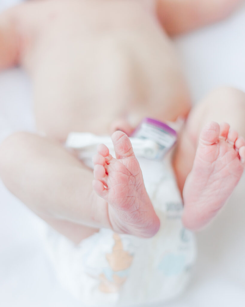 Detail picture of newborn baby feet at Grandview Medical Center